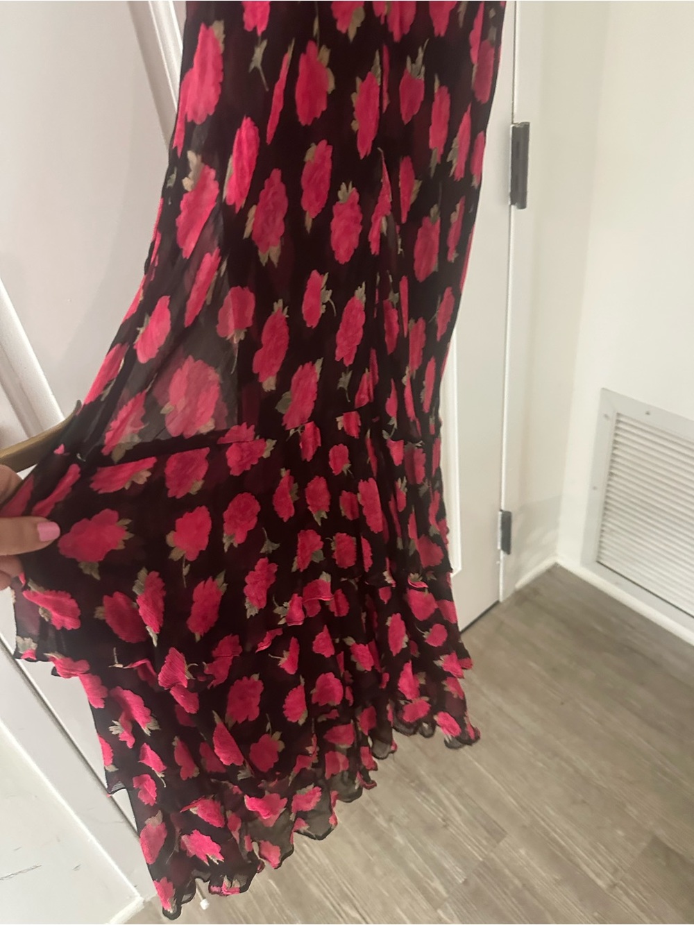 RIXO Black Maxi Dress with Fuchsia Floral Print - Picture 4 of 5
